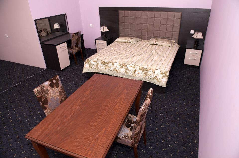 נברן Deniz Guest House מראה חיצוני תמונה