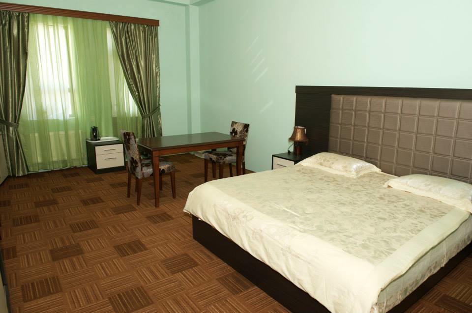 נברן Deniz Guest House מראה חיצוני תמונה