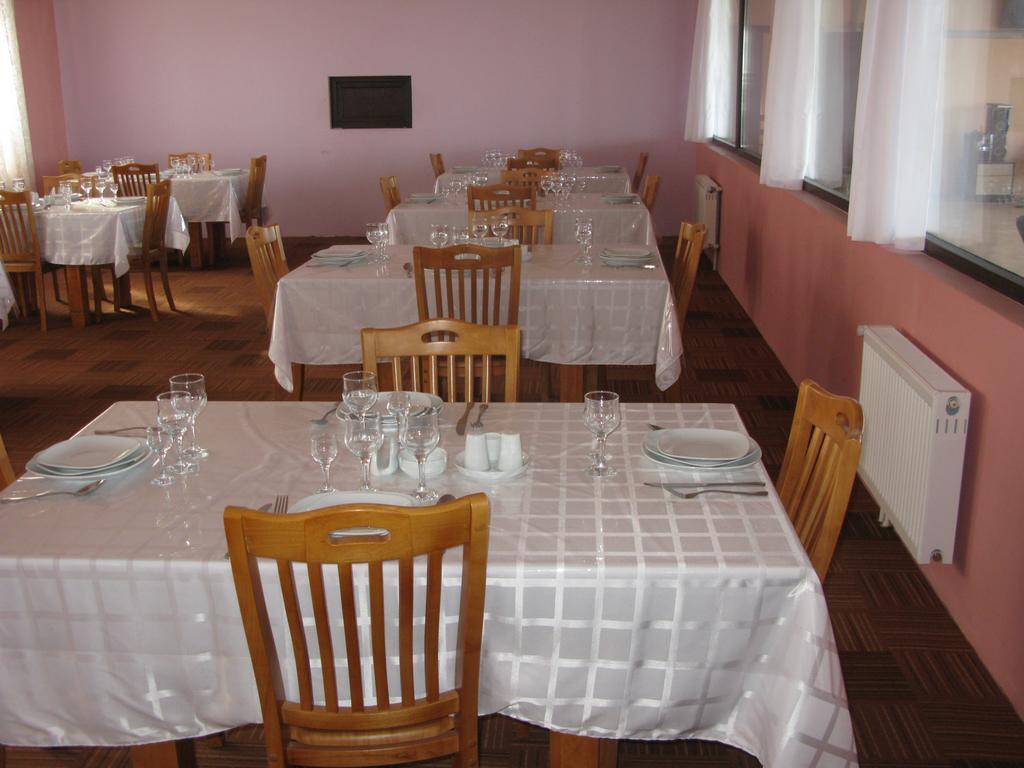 נברן Deniz Guest House מראה חיצוני תמונה
