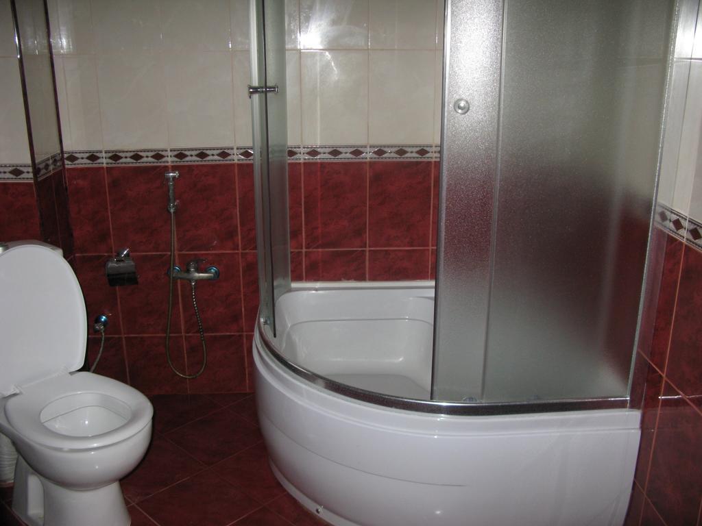 נברן Deniz Guest House מראה חיצוני תמונה