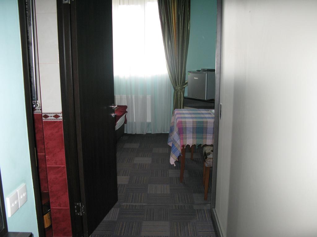 נברן Deniz Guest House מראה חיצוני תמונה